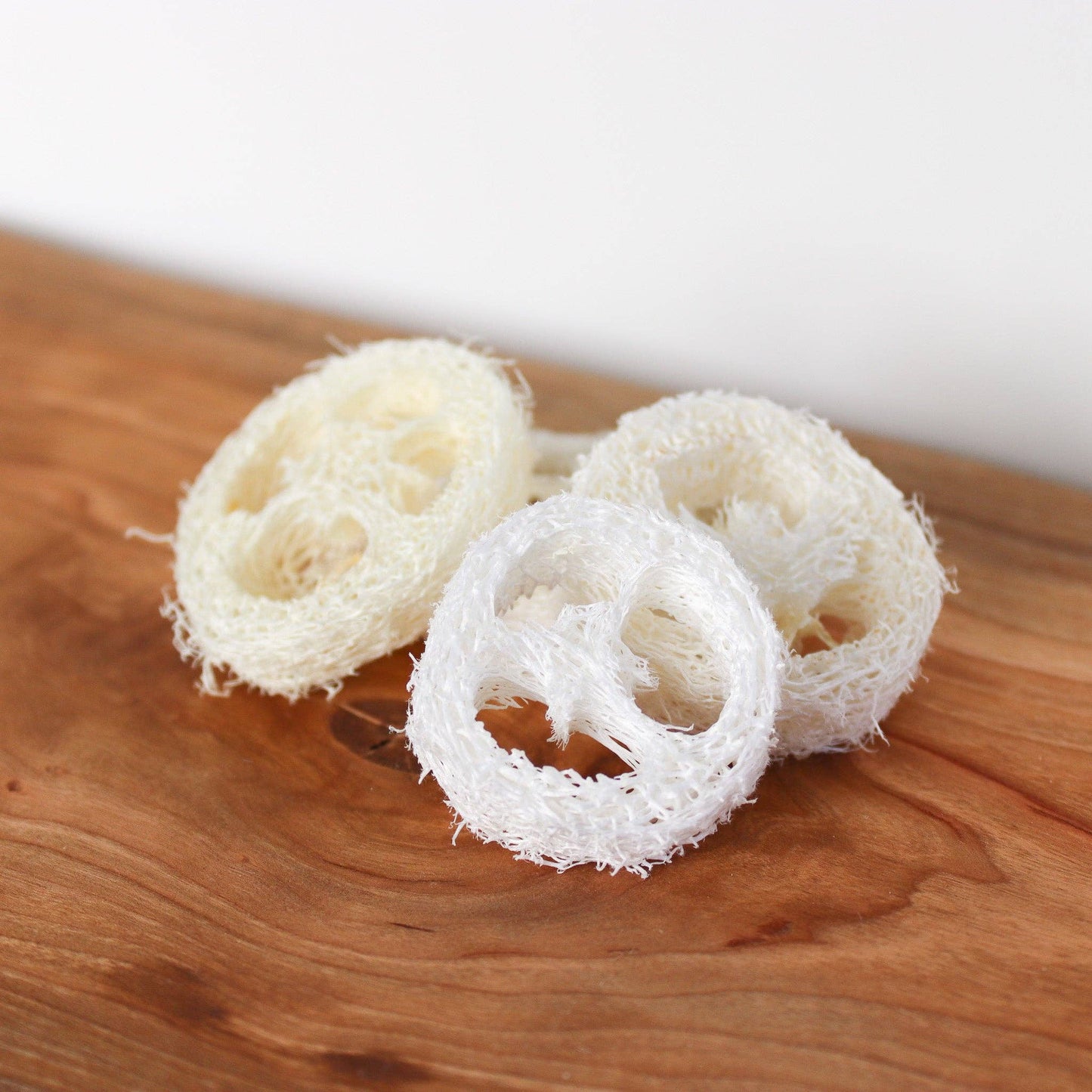 Loofah Single Piece | Loofah Slice/Soap Riser - The Mirrored Past