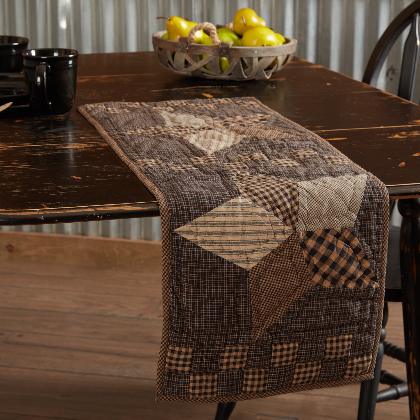 Farmhouse Star Runner Quilted 13x36 - The Mirrored Past