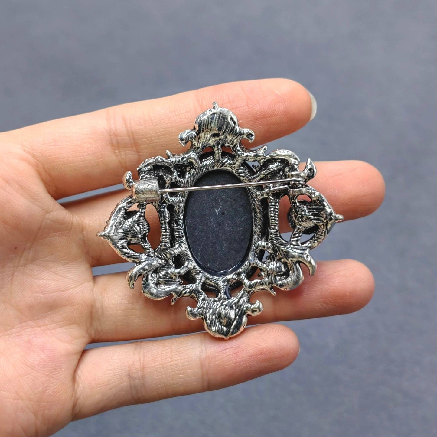 Vintage Noble Ladies Brooch - The Mirrored Past