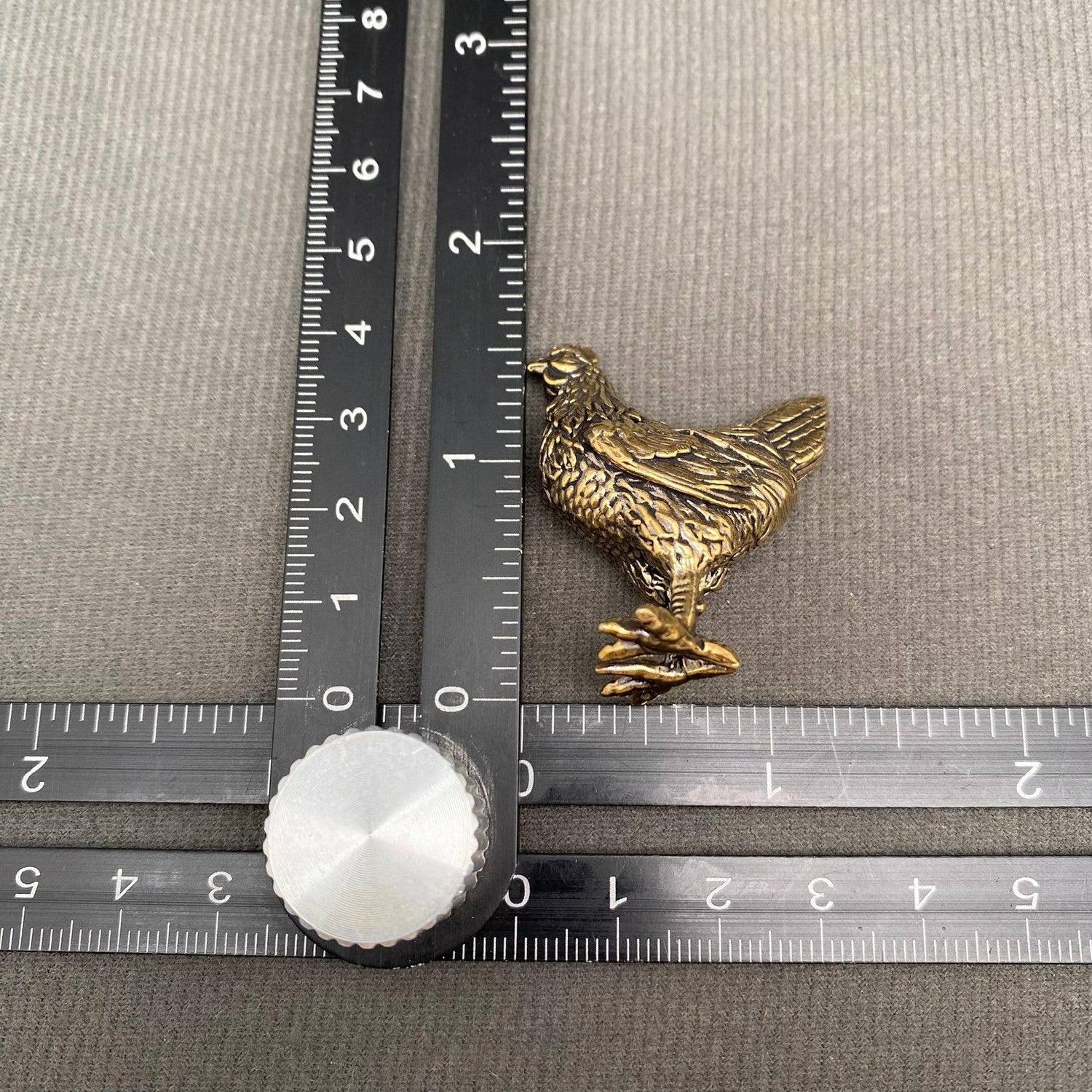 Brass Hen Crafts Decoration Desktop Ornaments - The Mirrored Past