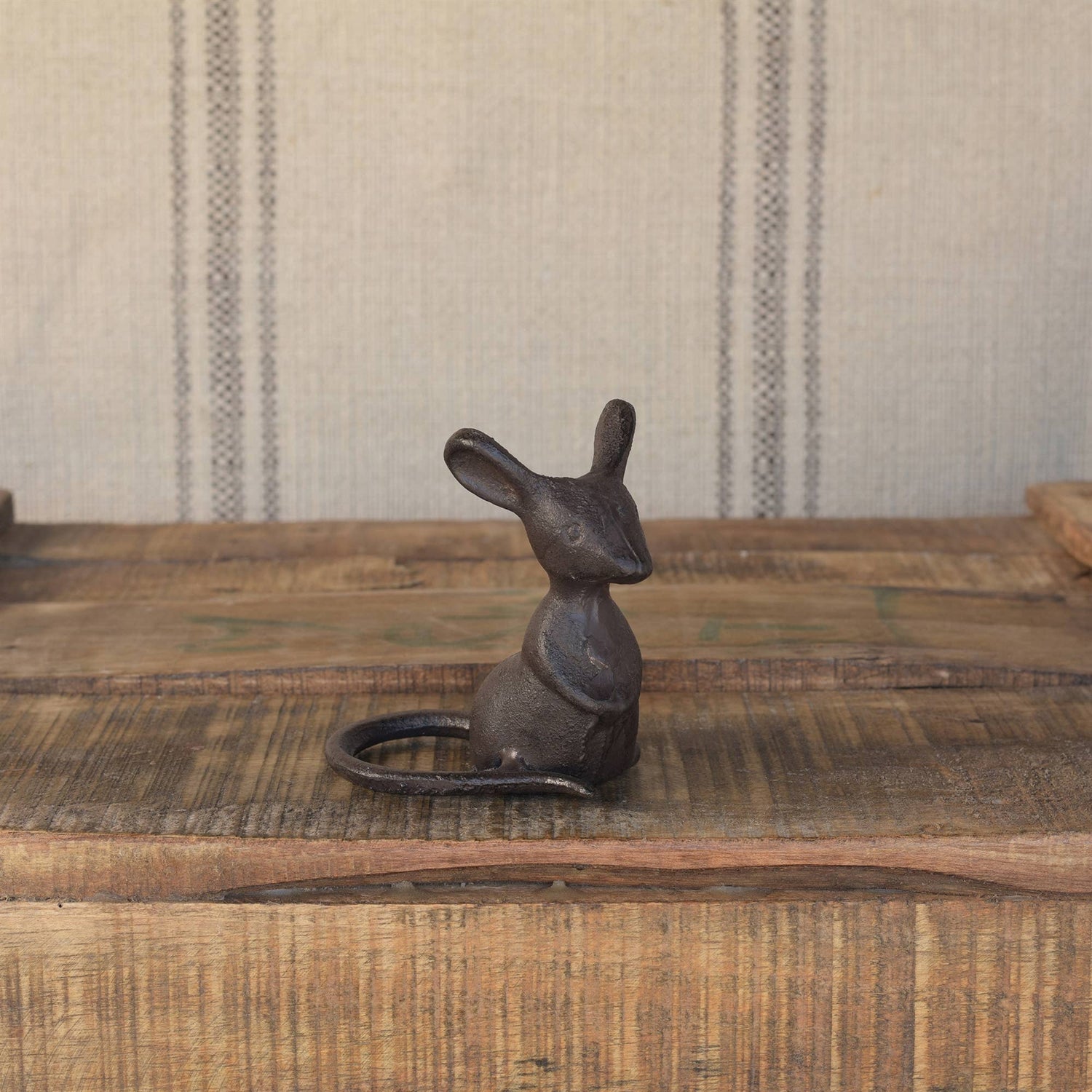 Mouse - Listening - Black - The Mirrored Past