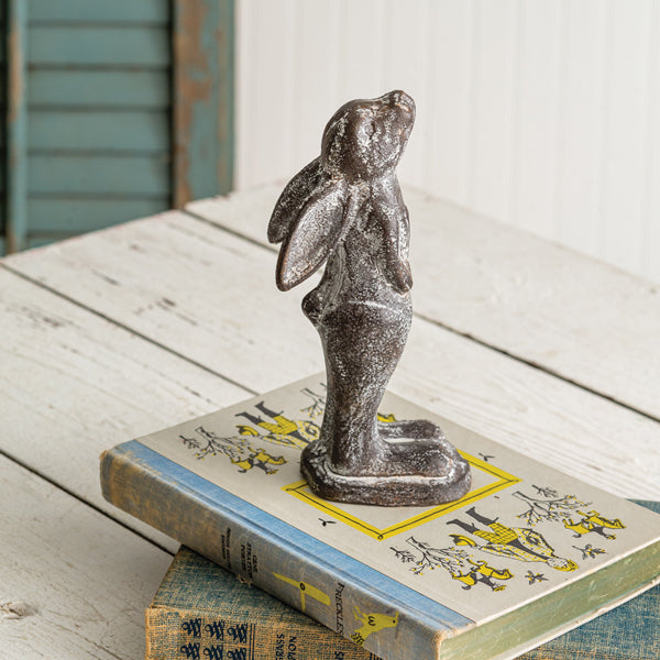 Rabbit Statue – The Mirrored Past